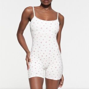 SKIMS NWT Soft Lounge ONESIE SZ SMALL Cherry Print